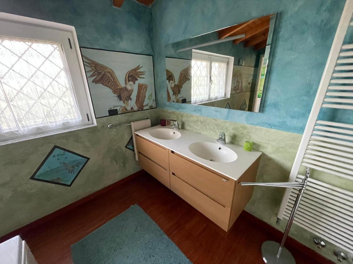 Lussuosa Villa Vicino Alla Stazione Caronno Pertusella Экстерьер фото